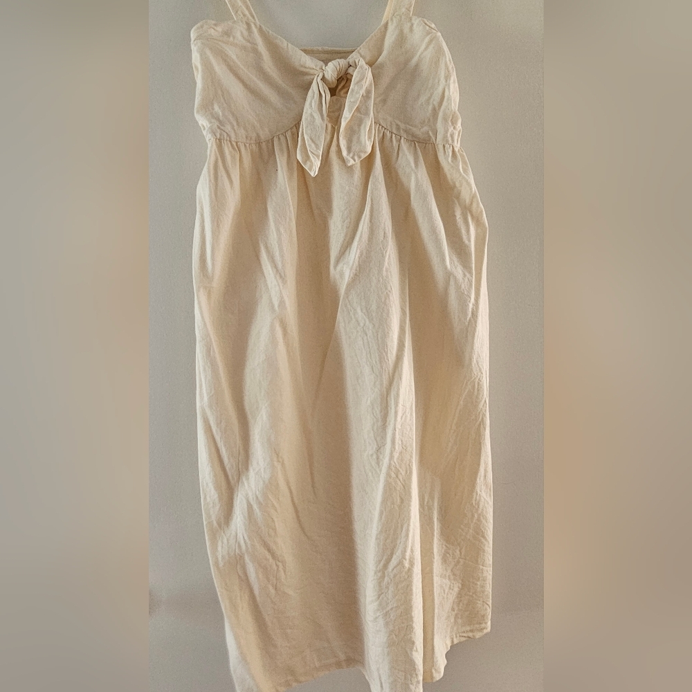WhoWhatWear Cream Sleeveless Dress with Bow Detail